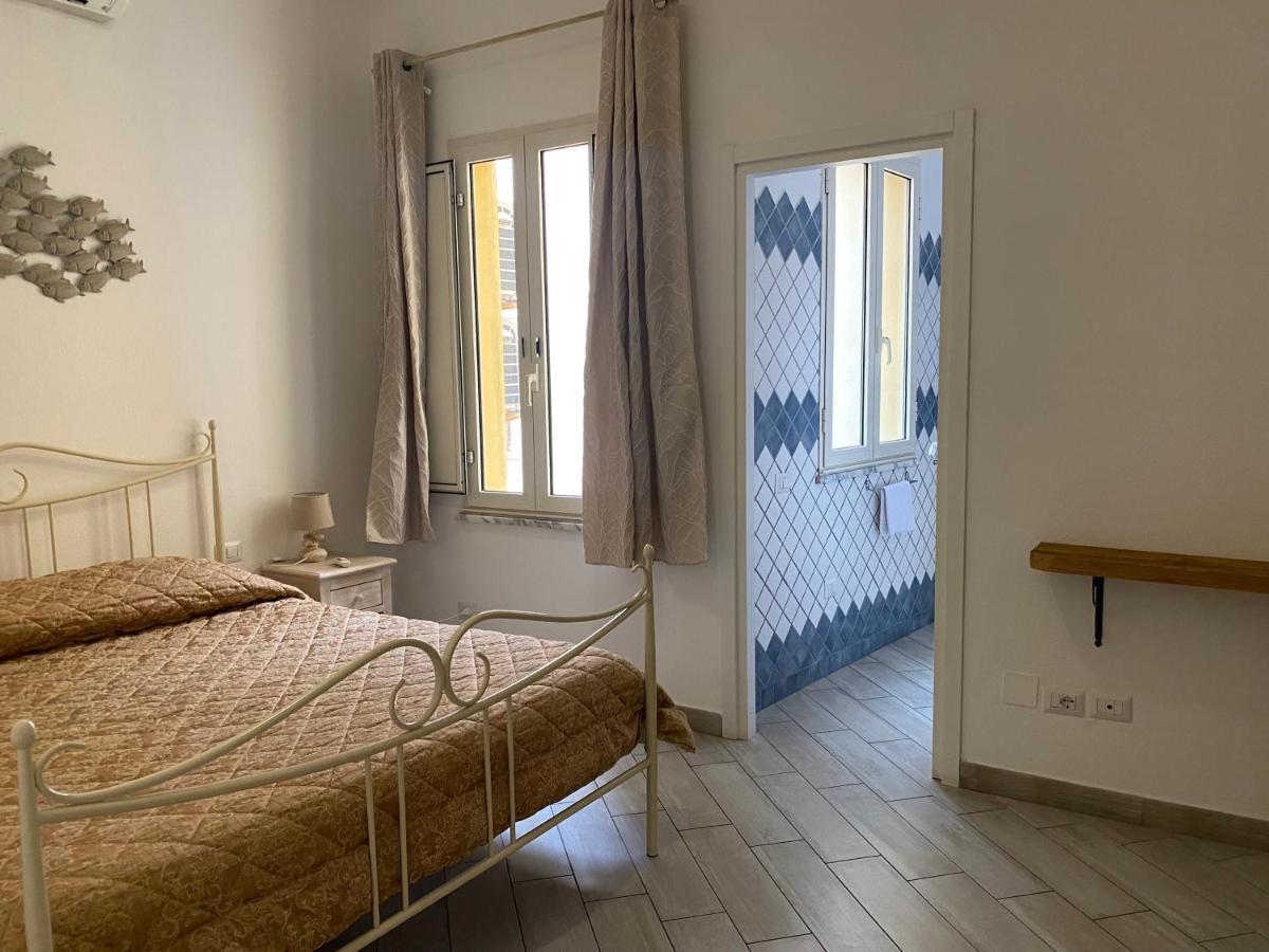 Hotel Casa Ilva à La Maddalena  Extérieur photo